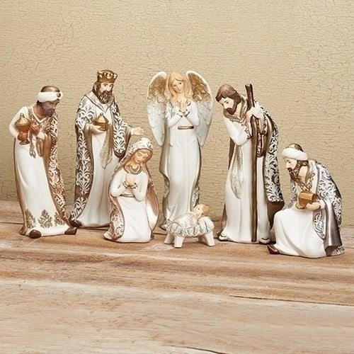 Gold Lace Nativity Set